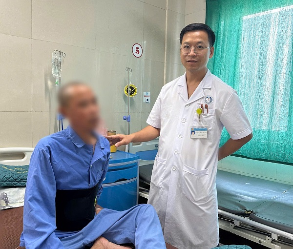 Bệnh viện Đa khoa tỉnh Ninh Bình phẫu thuật thành công ca ung thư túi mật xâm lấn gan. 