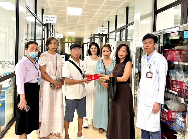 LAN TỎA YÊU THƯƠNG – TIẾP THÊM NGHỊ LỰC CHO NGƯỜI BỆNH