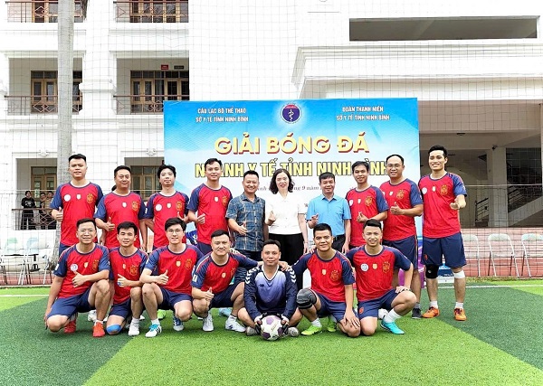 BỆNH VIỆN ĐA KHOA TỈNH NINH BÌNH THAM GIA GIẢI BÓNG ĐÁ NGÀNH Y TẾ NĂM 2026.