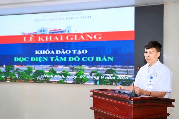 ĐÀO TẠO ĐIỆN TÂM ĐỒ CƠ BẢN - GẮN KIẾN THỨC VỚI THỰC HÀNH LÂM SÀNG.