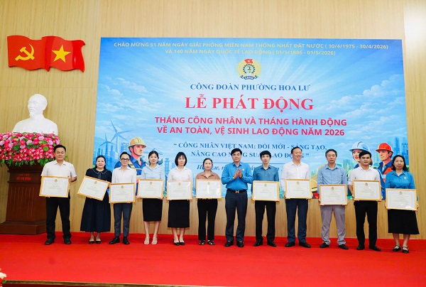 Công đoàn cơ sở Bệnh viện Đa khoa tỉnh Ninh Bình: Điểm tựa vững chắc của người lao động, đồng hành cùng phát triển chuyên môn.